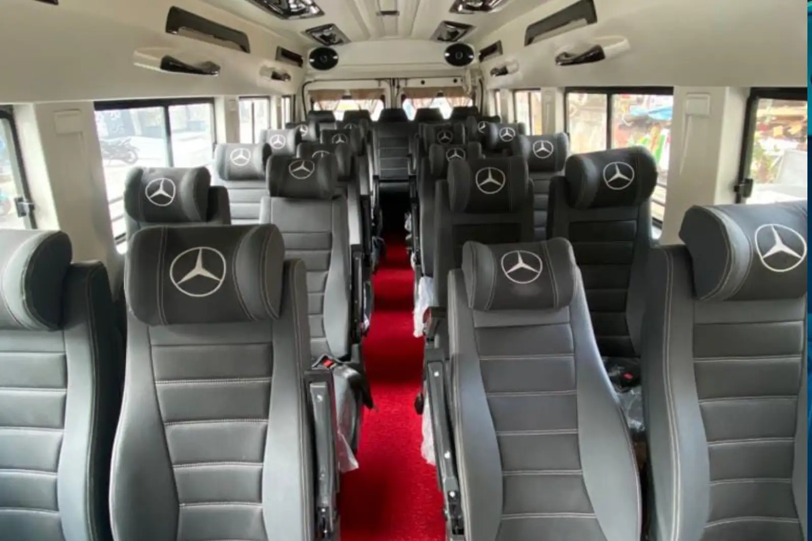 26 Seater Tempo Traveller